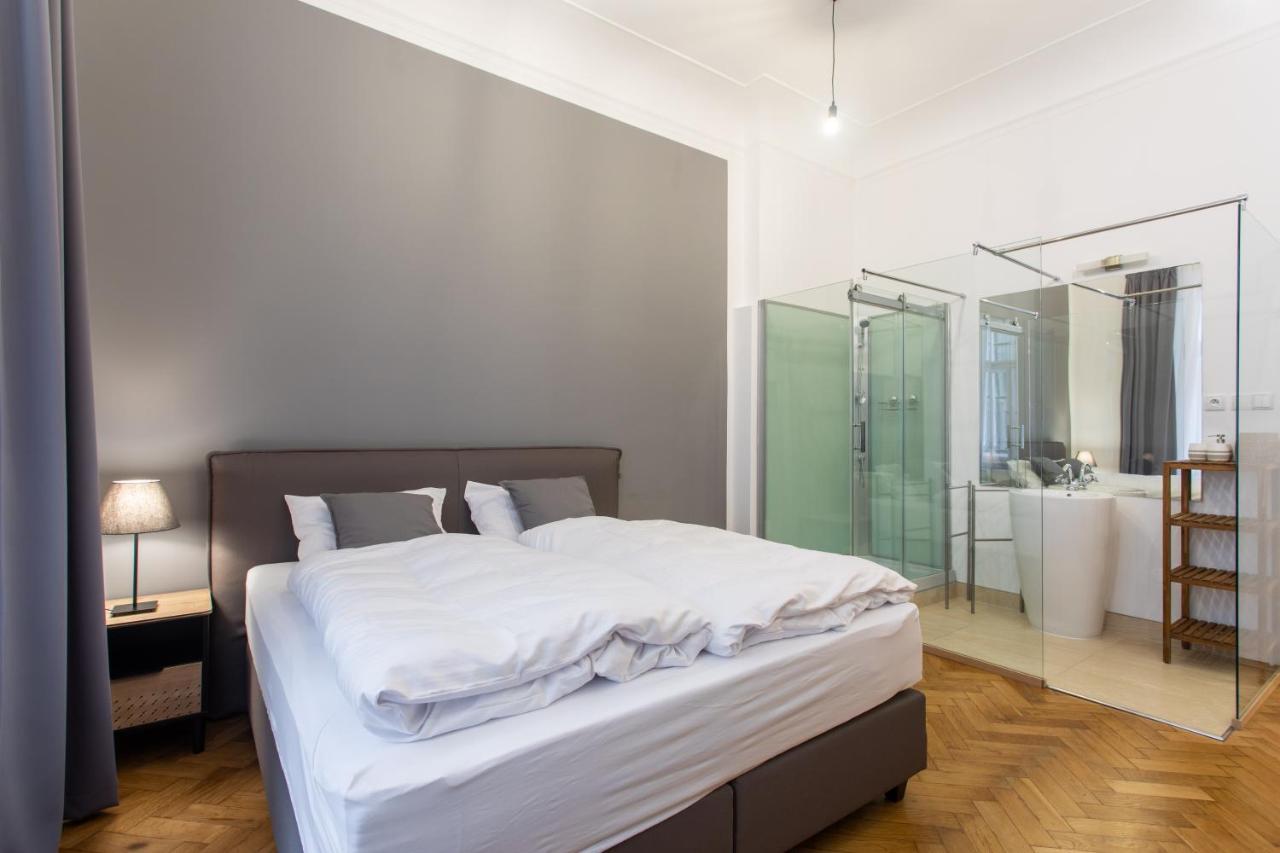 Spacious Apartments Near The River Πράγα Εξωτερικό φωτογραφία