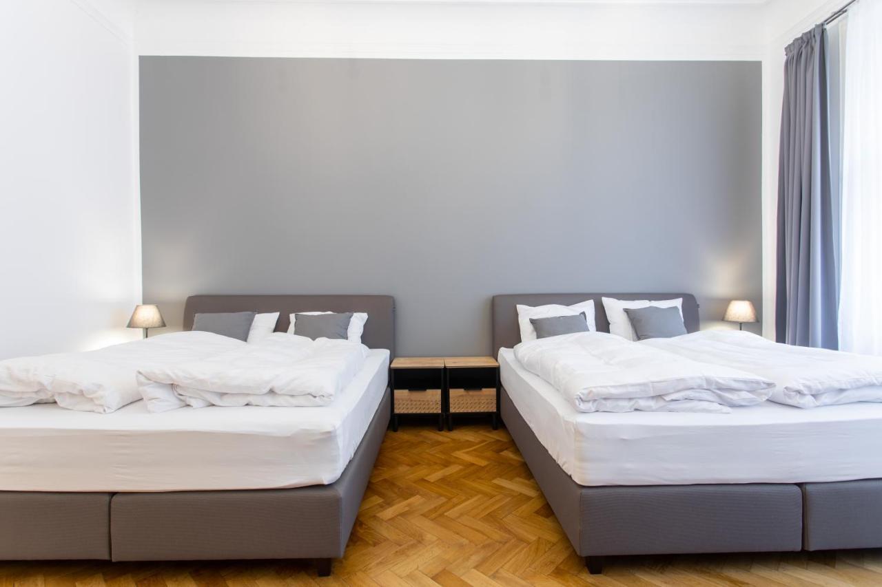 Spacious Apartments Near The River Πράγα Εξωτερικό φωτογραφία